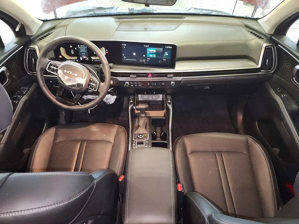 2025 KIA SORENTO