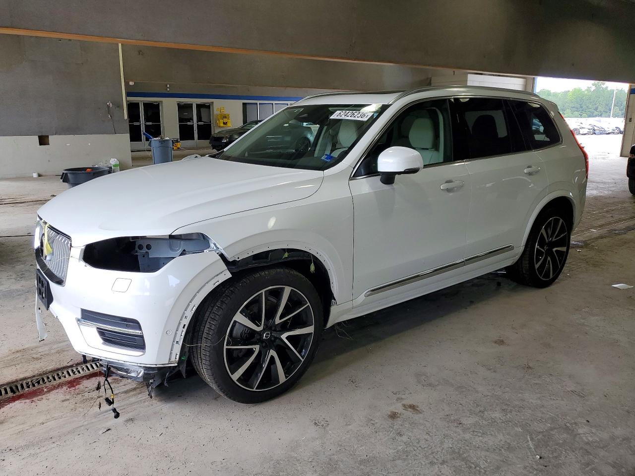 2024 VOLVO XC90 Plus Bright