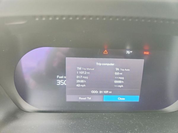 2023 VOLVO XC40 Plus Bright