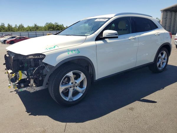 2018 MERCEDES-BENZ GLA GLA250
