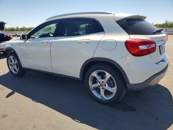 2018 MERCEDES-BENZ GLA GLA250