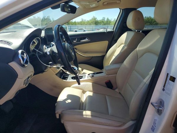 2018 MERCEDES-BENZ GLA GLA250