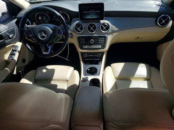 2018 MERCEDES-BENZ GLA GLA250