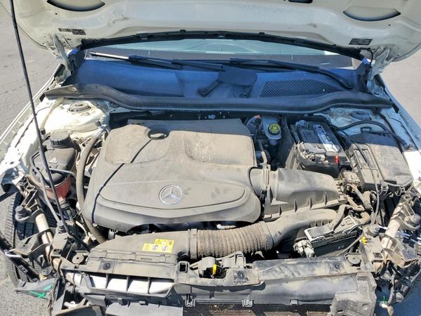 2018 MERCEDES-BENZ GLA GLA250