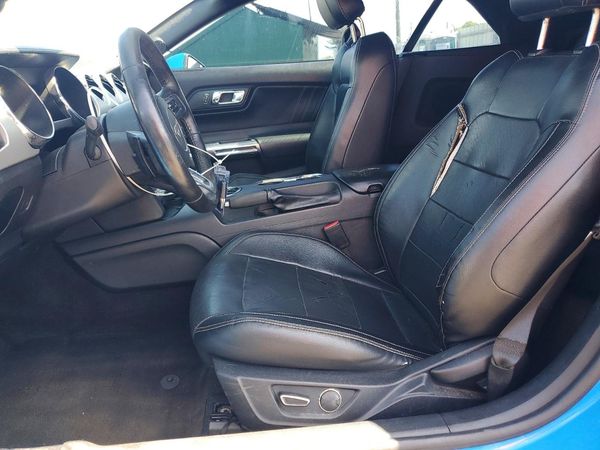 2017 FORD MUSTANG I4 Convertible