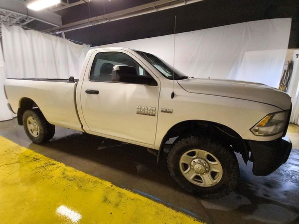 2014 RAM 2500 ST REG CAB 4X4