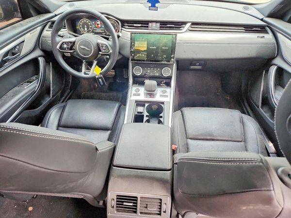 2024 JAGUAR XF