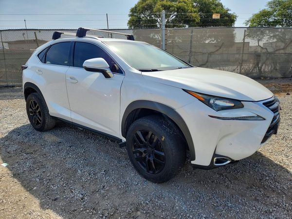 2015 LEXUS NX 200t Luxury