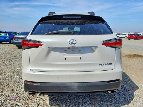 2015 LEXUS NX 200t Luxury