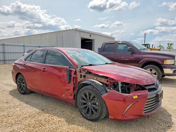 2016 TOYOTA CAMRY Hybrid