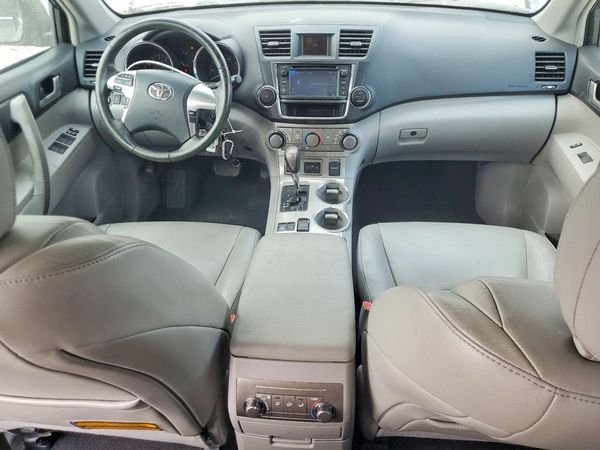 2013 TOYOTA HIGHLANDER Base/Hybrid