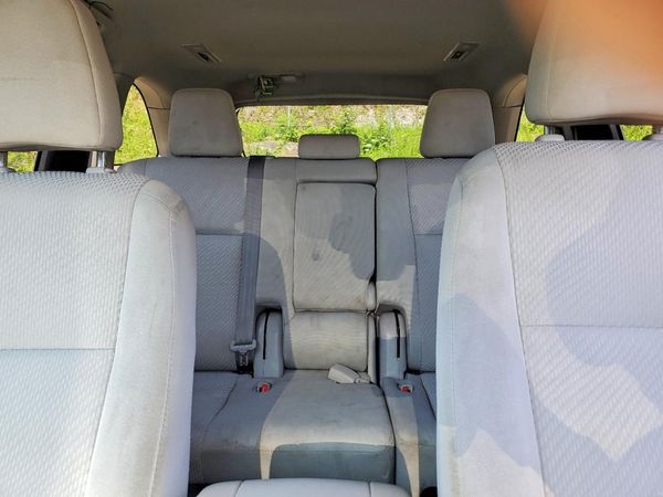 2019 TOYOTA HIGHLANDER LE/LE Plus