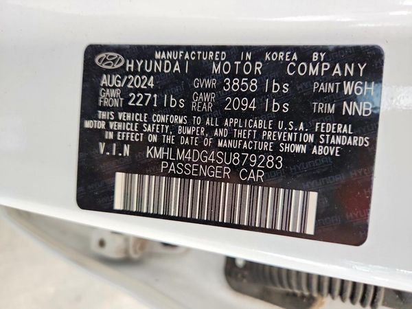 2025 HYUNDAI ELANTRA SEL Sport