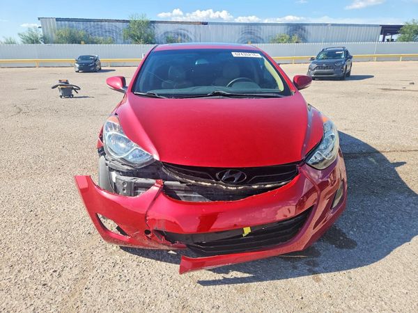 2013 HYUNDAI ELANTRA