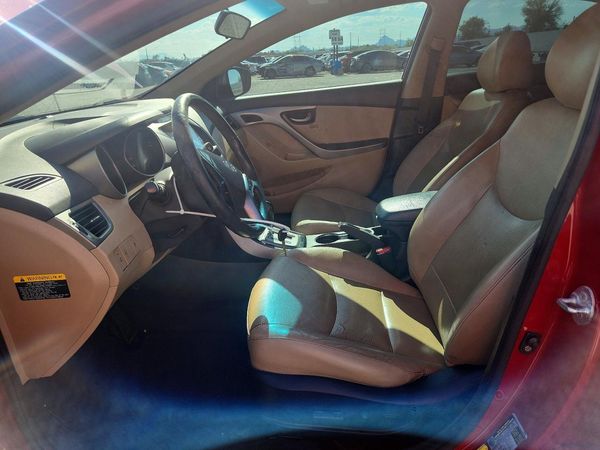 2013 HYUNDAI ELANTRA