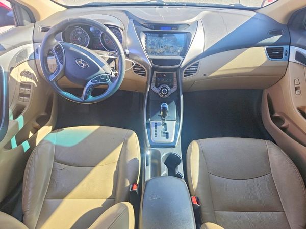 2013 HYUNDAI ELANTRA