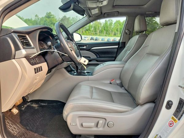 2019 TOYOTA HIGHLANDER SE/XLE