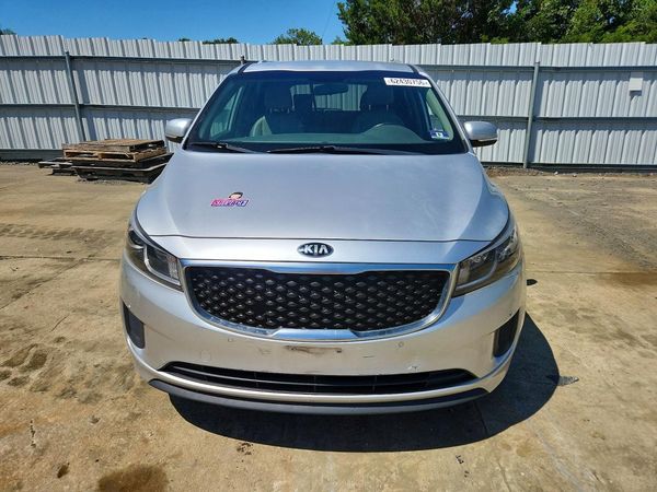 2017 KIA SEDONA LX