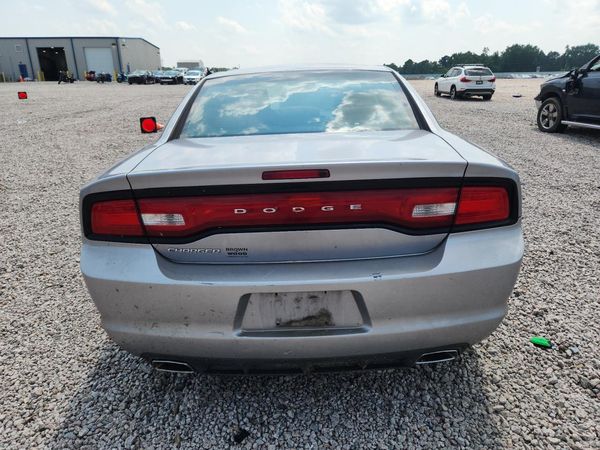 2014 DODGE CHARGER SE