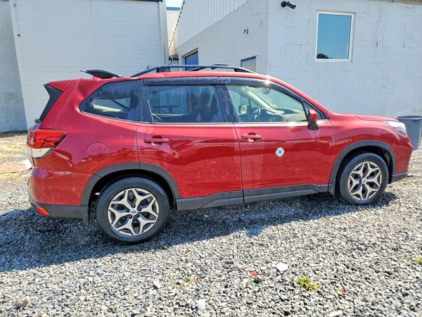 2021 SUBARU FORESTER Premium