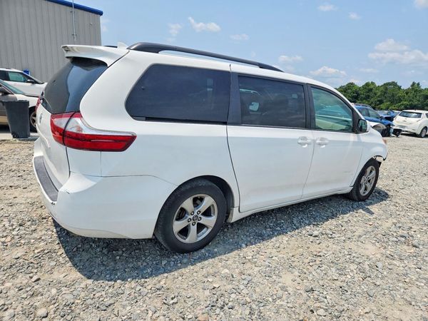 2020 TOYOTA SIENNA E grade