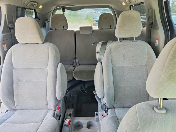 2020 TOYOTA SIENNA E grade