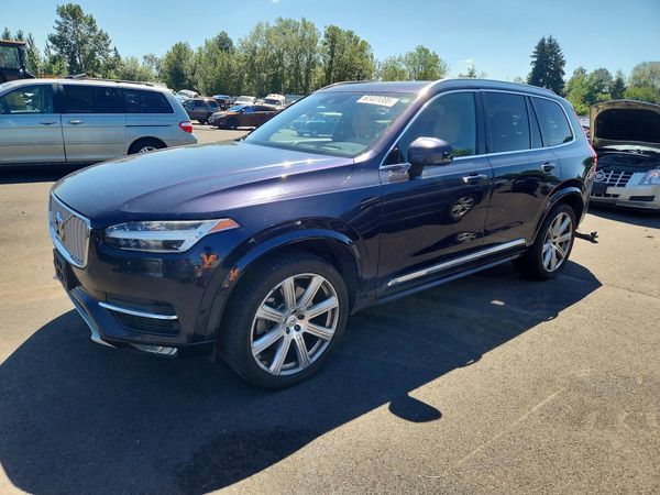 2016 VOLVO XC90