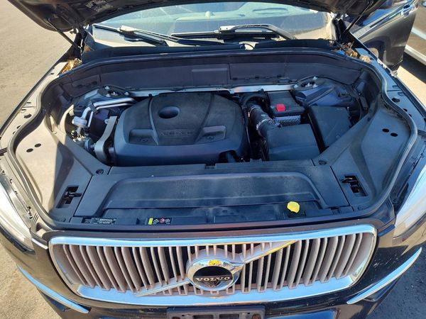 2016 VOLVO XC90