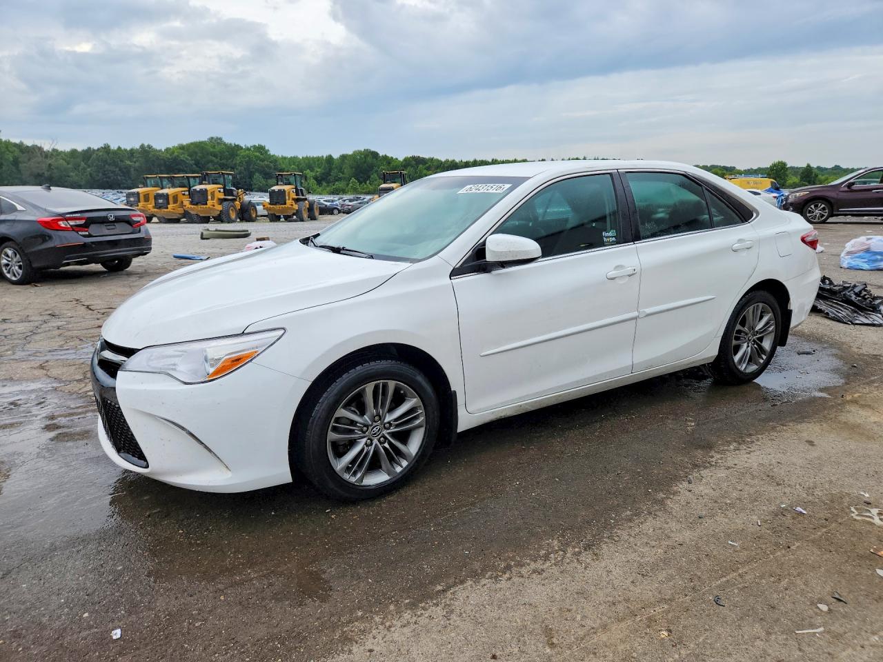 2015 TOYOTA CAMRY