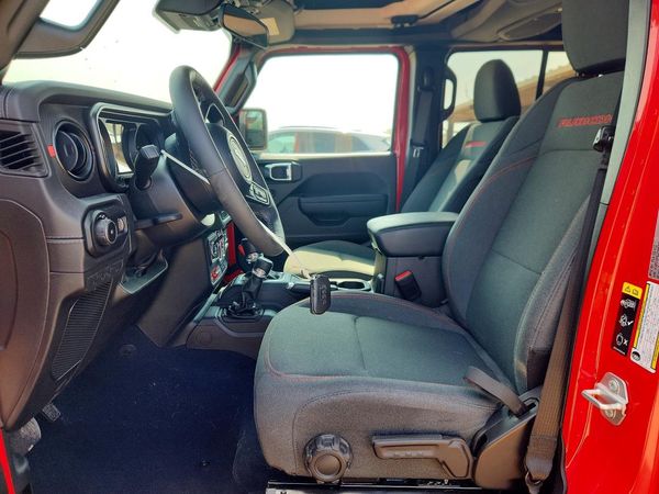 2025 JEEP WRANGLER Rubicon