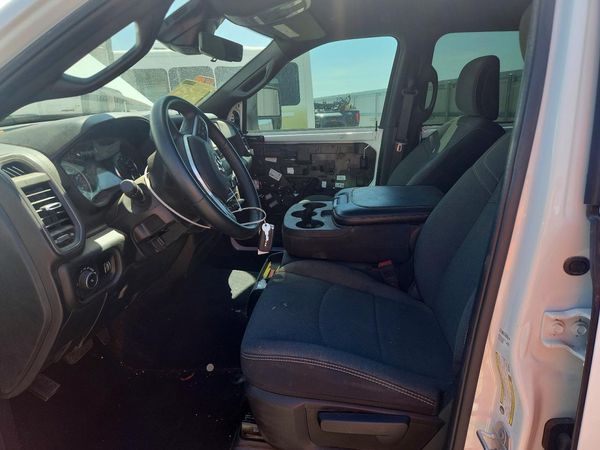 2024 RAM 2500 TRADESMAN CREW CAB 4X4