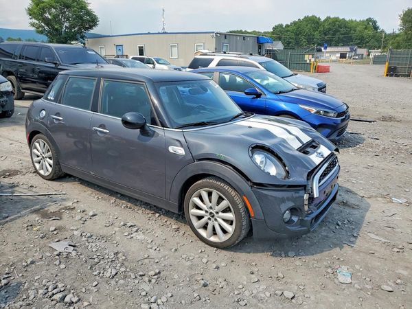 2015 MINI COOPER