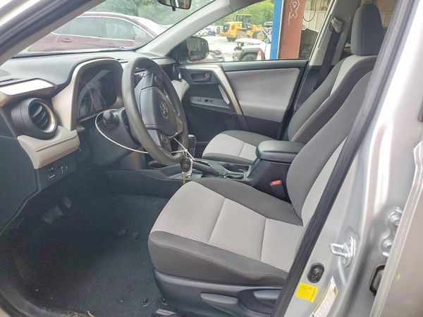 2015 TOYOTA RAV4 LE (X Grade)