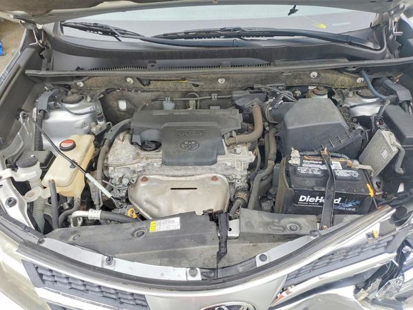 2015 TOYOTA RAV4 LE (X Grade)