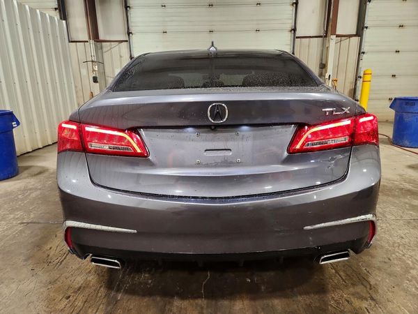 2018 ACURA TLX TECH V6