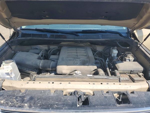 2018 TOYOTA TUNDRA Limited