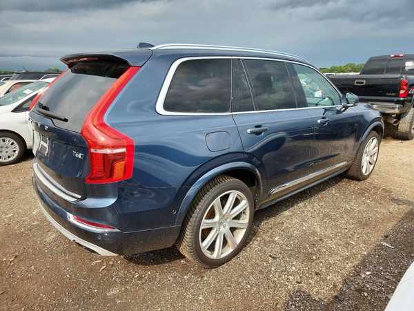 2019 VOLVO XC90 Inscription