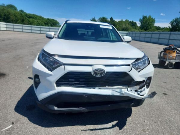 2019 TOYOTA RAV4 XLE / XLE Premium 4WD