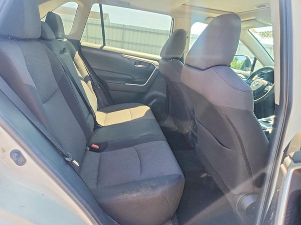 2019 TOYOTA RAV4 XLE / XLE Premium 4WD