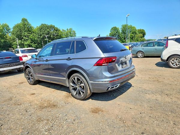2022 VOLKSWAGEN TIGUAN