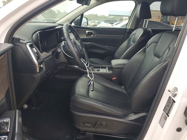 2023 KIA SORENTO
