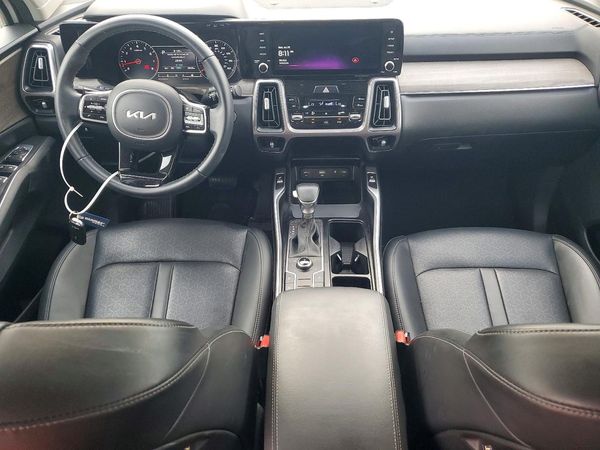 2023 KIA SORENTO