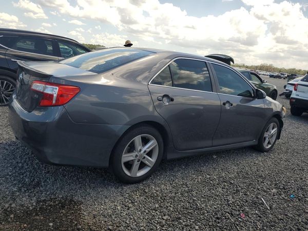 2013 TOYOTA CAMRY