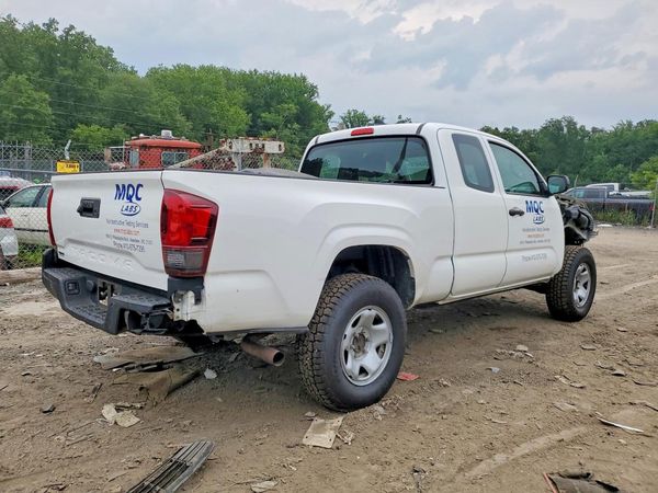 2018 TOYOTA TACOMA SR/SR5/TRD Sport