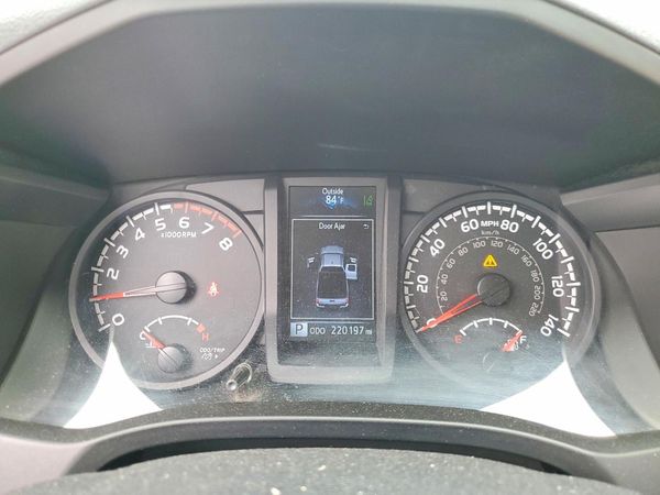 2018 TOYOTA TACOMA SR/SR5/TRD Sport