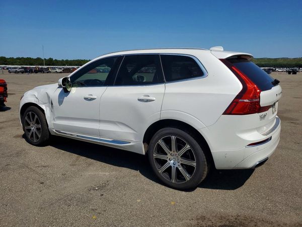 2021 VOLVO XC60