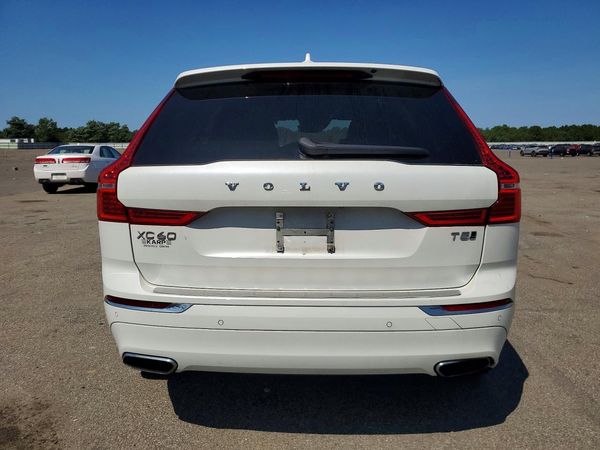2021 VOLVO XC60