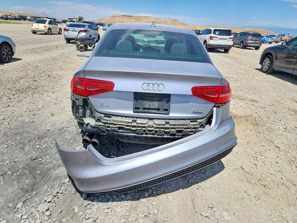 2015 AUDI A4 quattro Premium