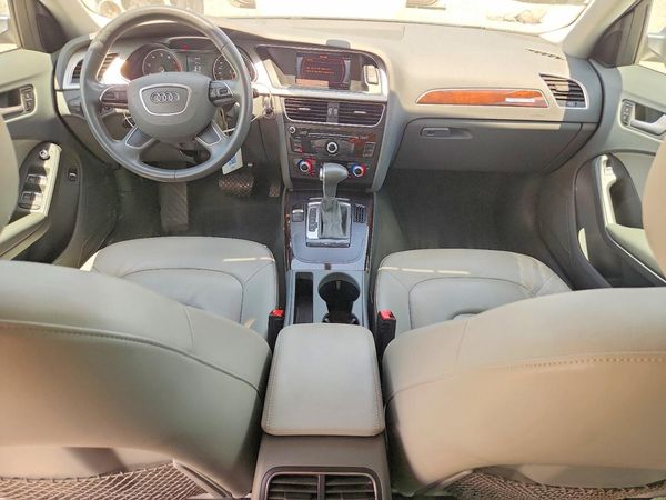 2015 AUDI A4 quattro Premium