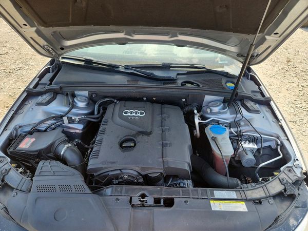 2015 AUDI A4 quattro Premium